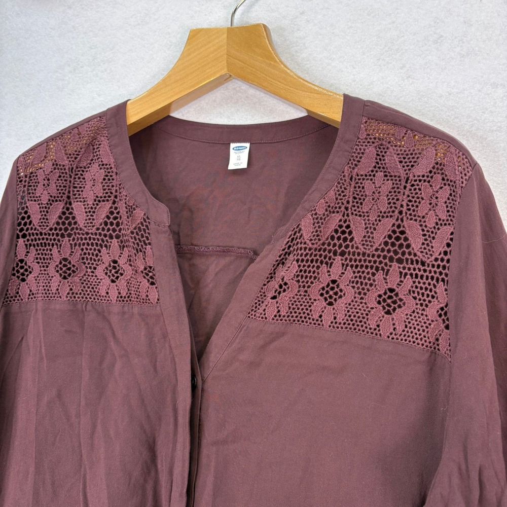 Old Navy Burgundy Romantic Boho Crochet Lace Yoke Peasant Blouse Womens‎ XL